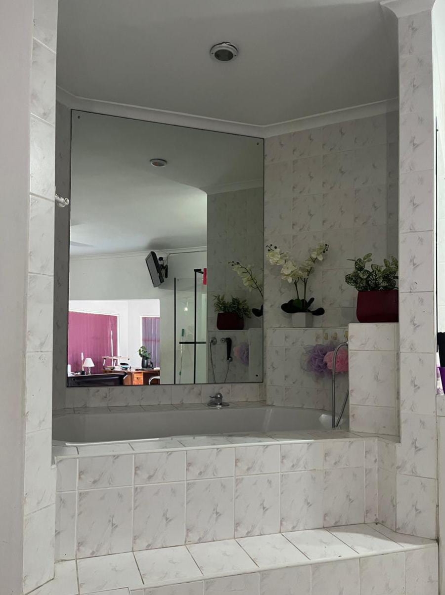 4 Bedroom Property for Sale in Blommendal Western Cape